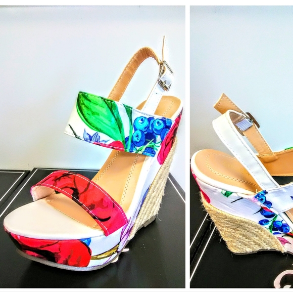 NEW! CUTE! Colorful Floral  Wedge! Heel! - Picture 8 of 13